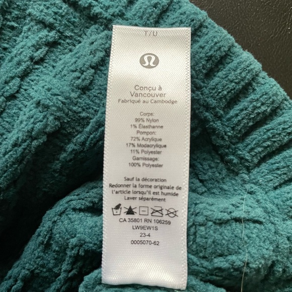 NWT Lululemon Women’s Cable Knit Pom Beanie Forest Green - Picture 10 of 11